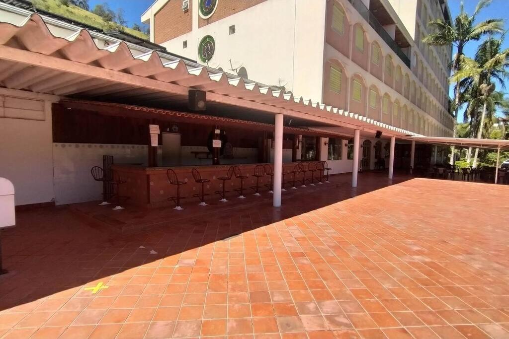 Lindo Flat Em Aguas De Lindoia Aguas de Lindoia Exterior photo